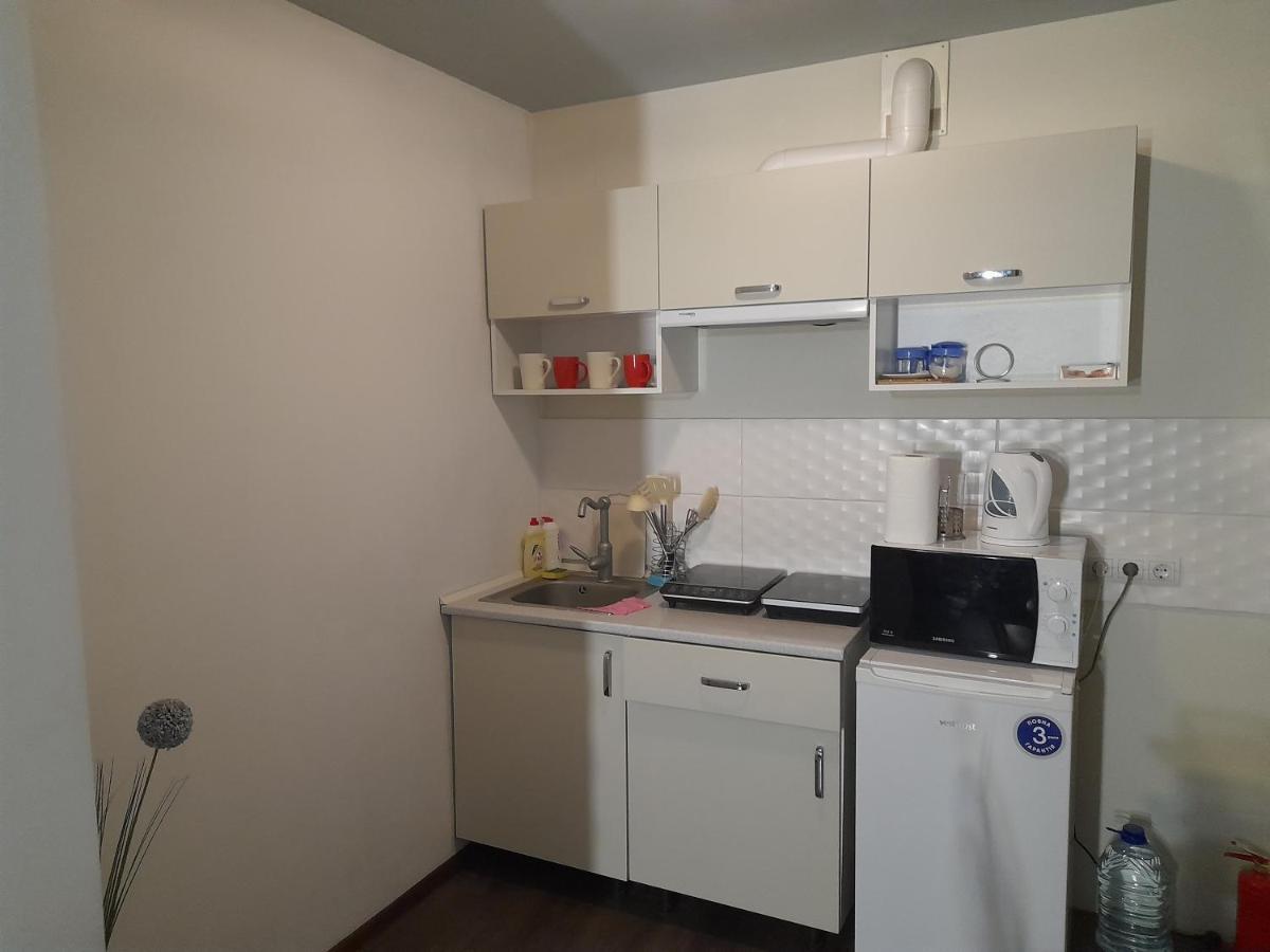 לבוב Modern Studio 15 Min To The City Centre מראה חיצוני תמונה