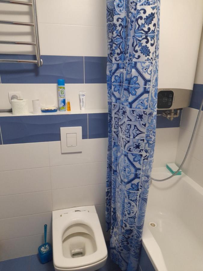 לבוב Modern Studio 15 Min To The City Centre מראה חיצוני תמונה