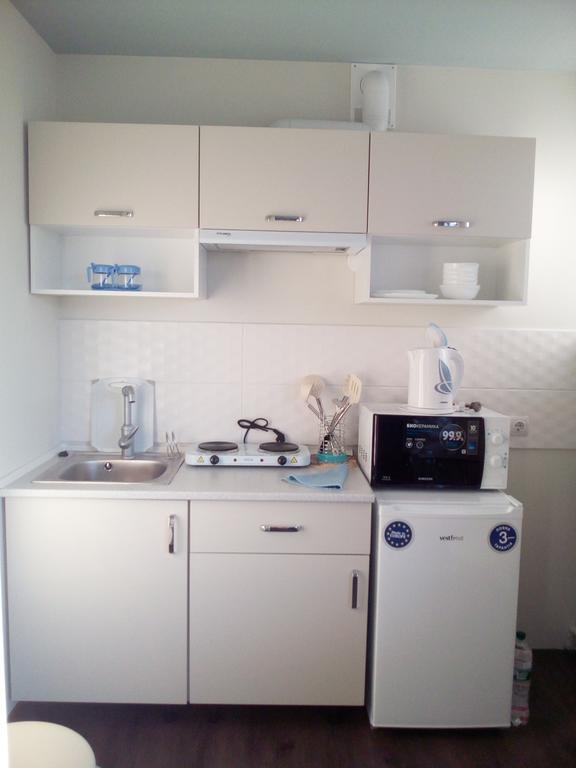 לבוב Modern Studio 15 Min To The City Centre מראה חיצוני תמונה